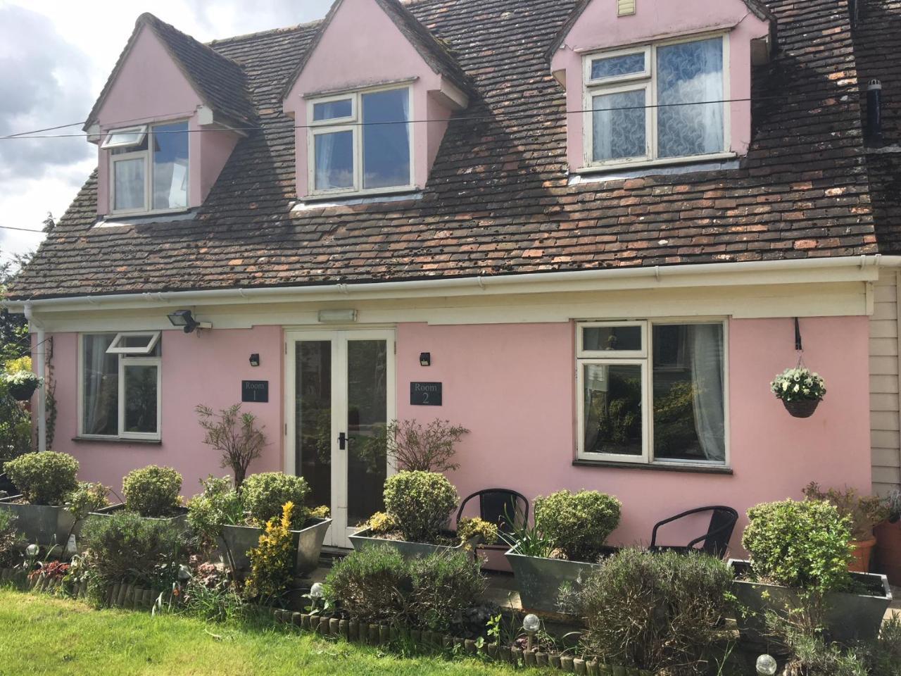The Willows Guest House Takeley Eksteriør bilde